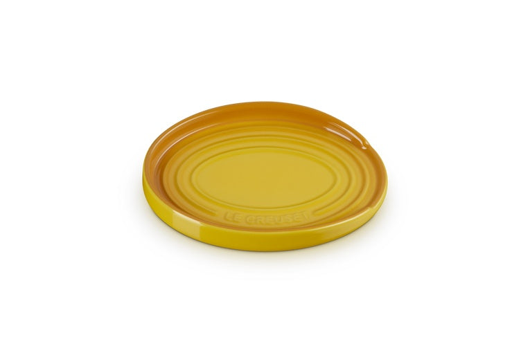 Le Creuset Lepelhouder Ovaal Nectar - 15 cm, bovenaanzicht met het ingeperste Le Creuset-logo op de rand