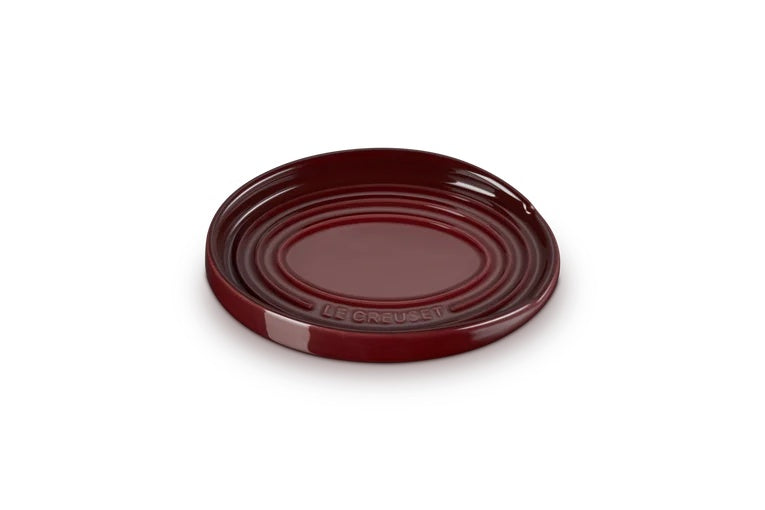 Le Creuset Lepelhouder Ovaal Rhône - 15 cm, bovenaanzicht met het ingeperste Le Creuset-logo op de rand