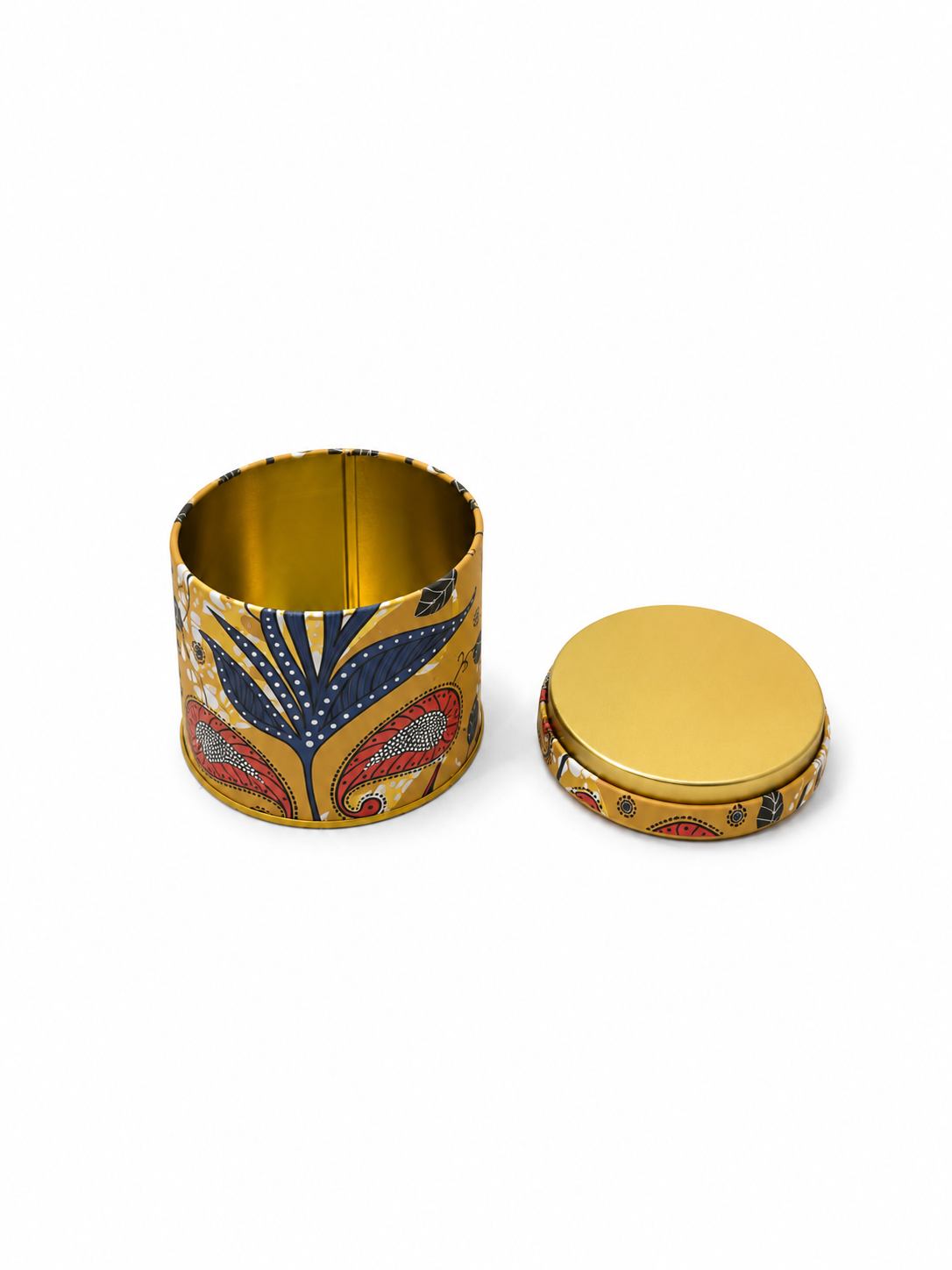 Woerdman Theeblik Blad - Goud in een theeopstelling, met losse thee ernaast