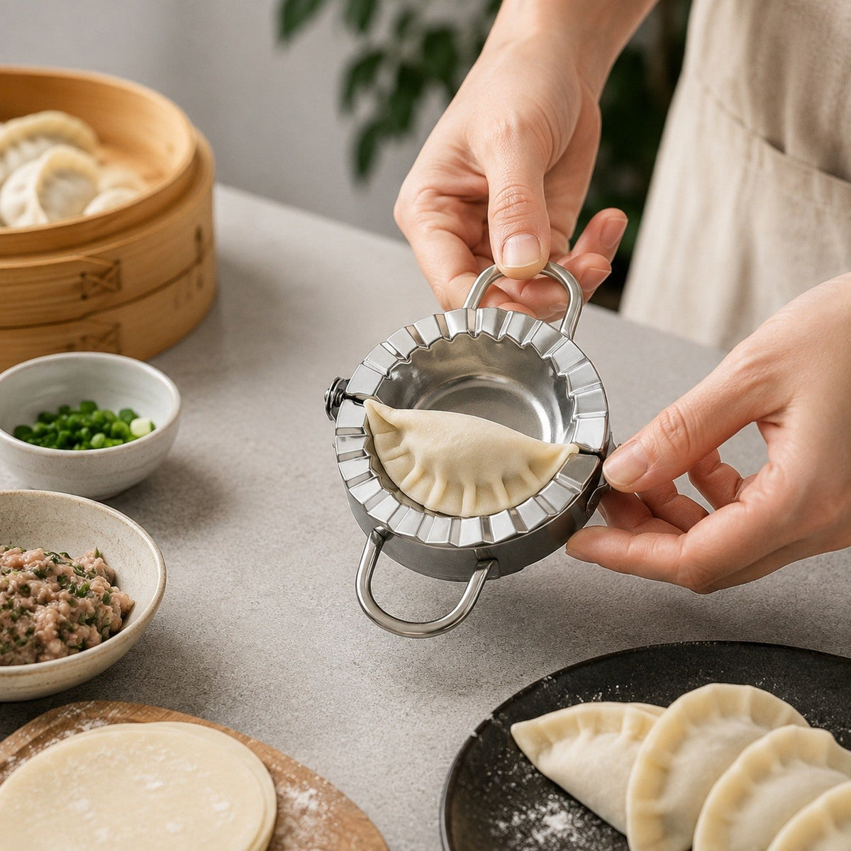 Woerdman Dumpling Maker RVS - detailfoto