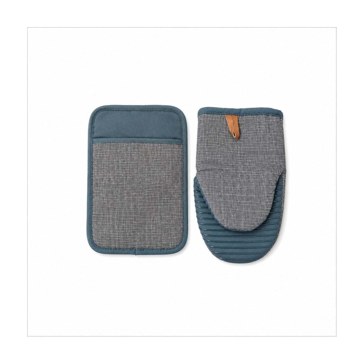 Woerdman Ovenwant en Pannenlap Set - Blauw op witte achtergrond