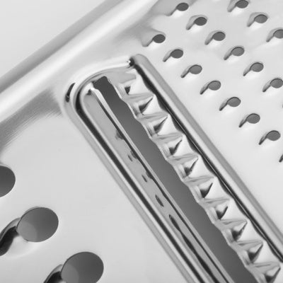 Westmark Steel Universele Rasp, RVS, close-up van het julienneblad met getande snijkant
