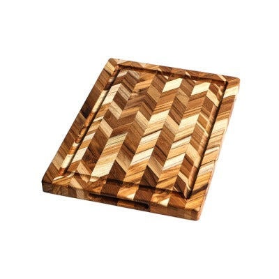 Teakhaus Snijplank Visgraat 46 x 36 cm in kopshout teakhout, met visgraatpatroon en sapgeul rondom.