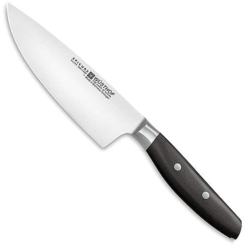 Wüsthof Epicure koksmes van 16 cm met breed lemmet en zwart handvat op witte achtergrond