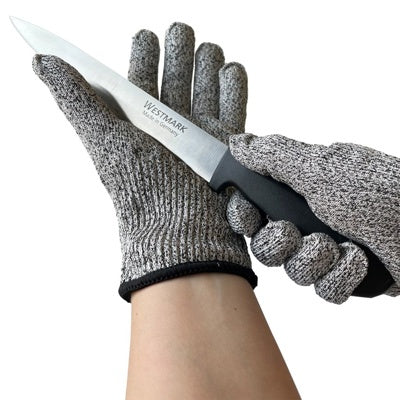 Westmark Snijhandschoenen, grijs, hand met snijhandschoen die een mes vasthoudt