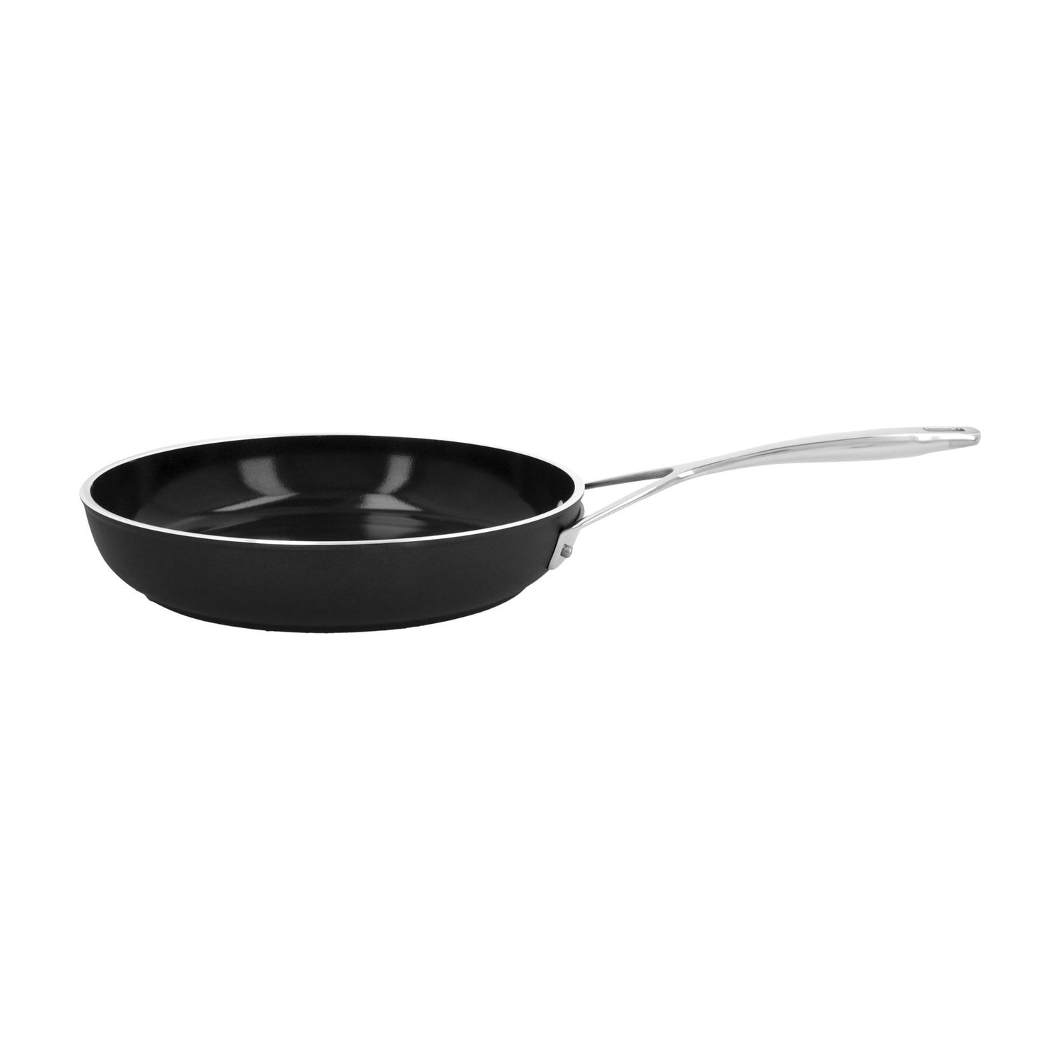 Demeyere Alu Pro 5 Ceraforce Koekenpan - 26 cm op witte achtergrond
