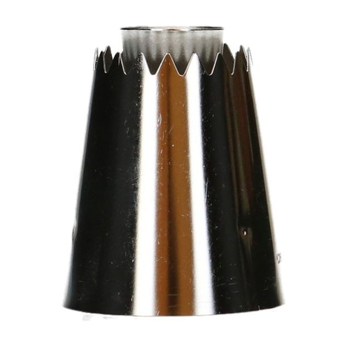 Los metalen Wilton Sultan-spuitmondje met een brede, diep gekartelde kroonrand aan de bovenkant.