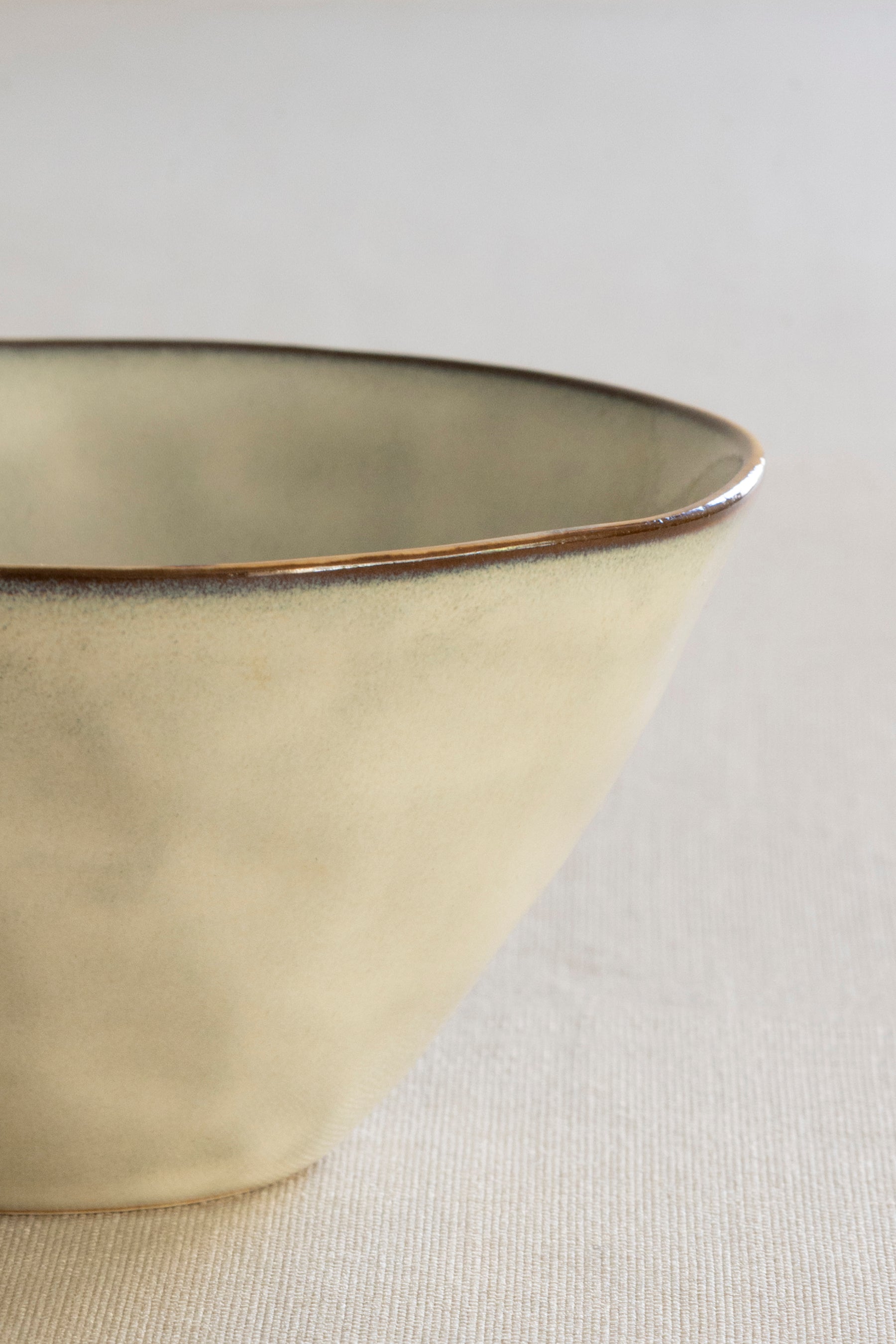 Dutch Rose Organic Kom Crème - 14 cm