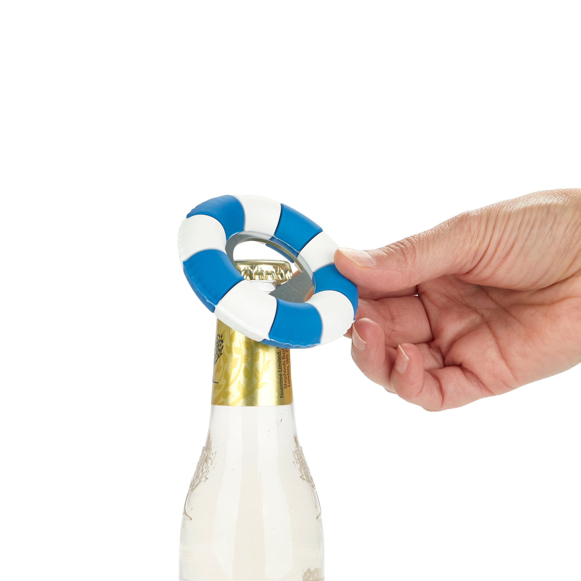 Balvi Flesopener Zwemband, hand opent een flesje