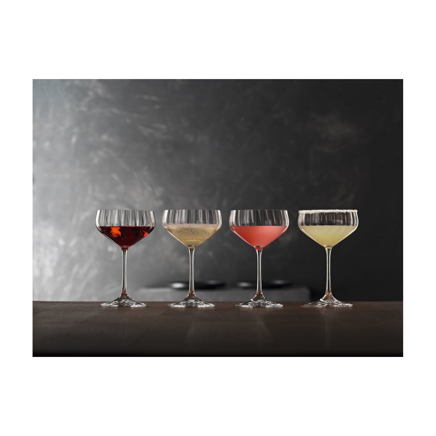Spiegelau Lifestyle Cocktailglazen 4 stuks - 310 ml, detailfoto
