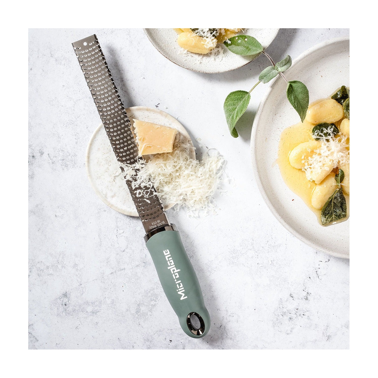 Microplane Premium Zesteur - Eucalyptus Green op witte achtergrond