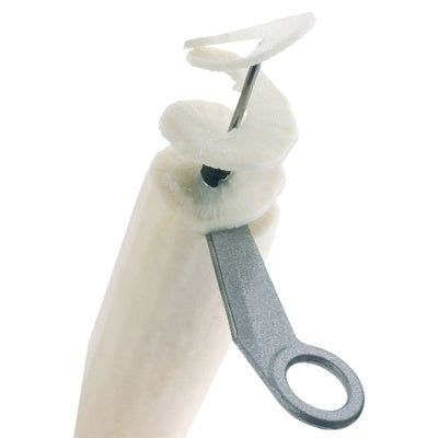 Westmark Radimax Spiraalsnijder, close-up van het spiraalmechanisme met een banaan