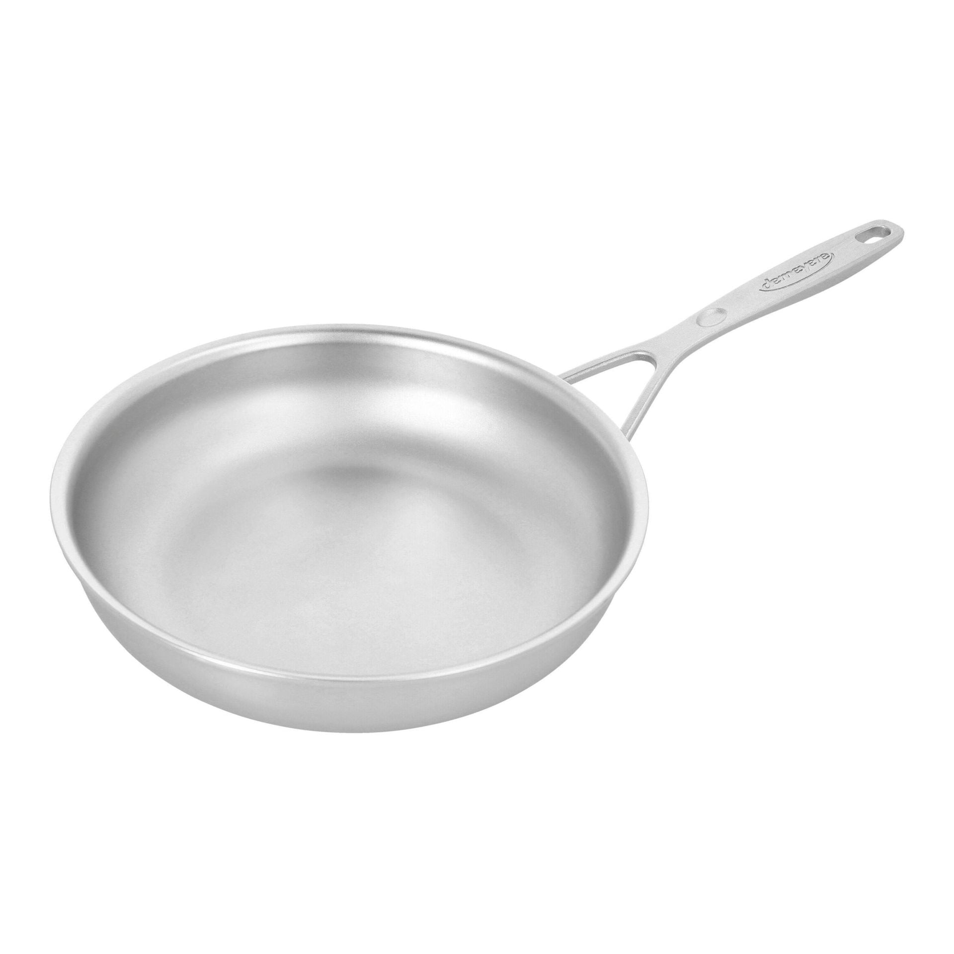 Bovenaanzicht van de lege Demeyere Industry 5 Koekenpan NanoTouch 20 cm op witte achtergrond