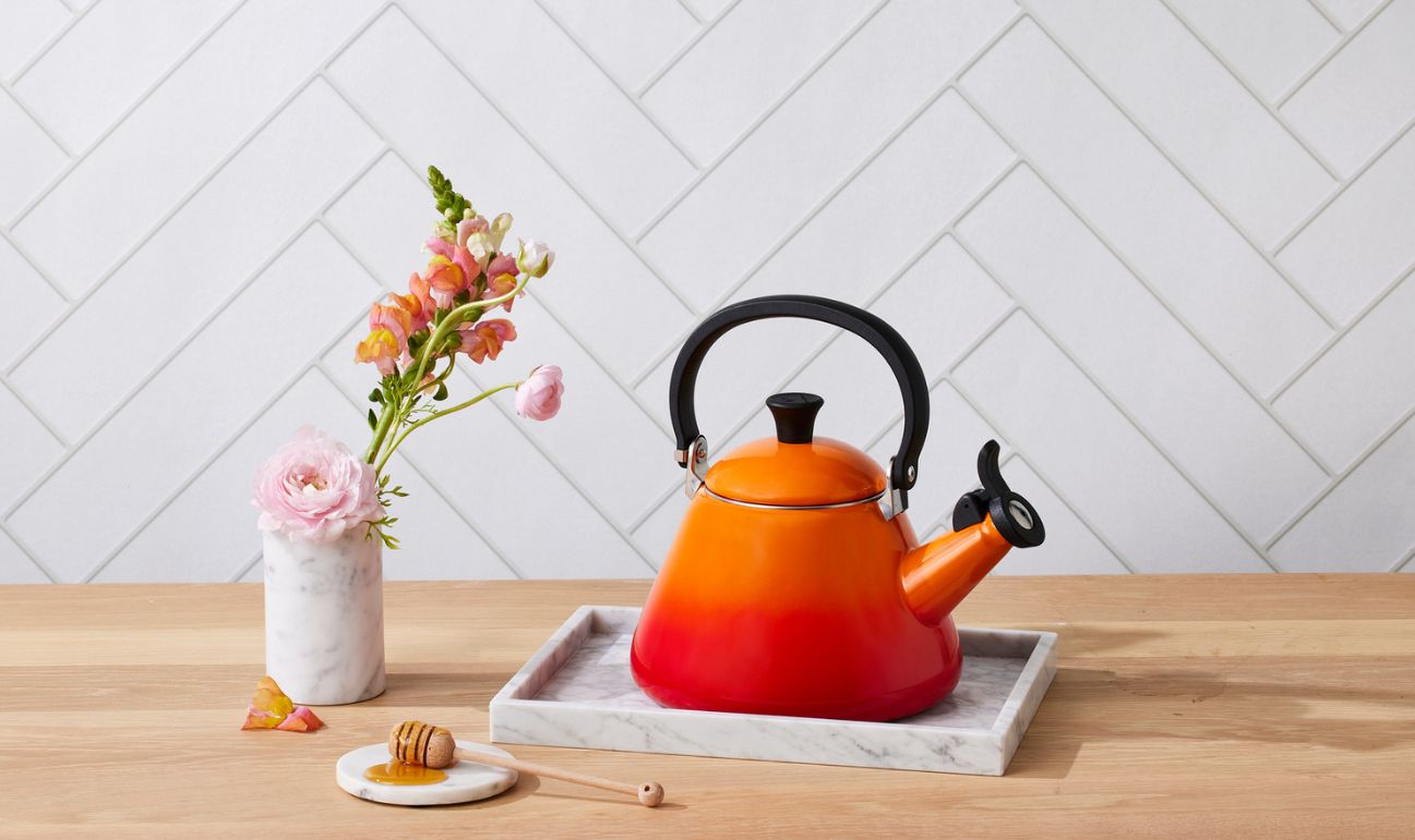 Le Creuset Kone Fluitketel Oranjerood - 1,6 liter