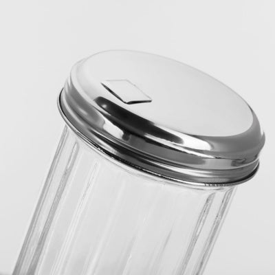 Westmark New York Suikerdispenser - 13,3 cm, transparant, close-up van het rvs deksel met doseeropening