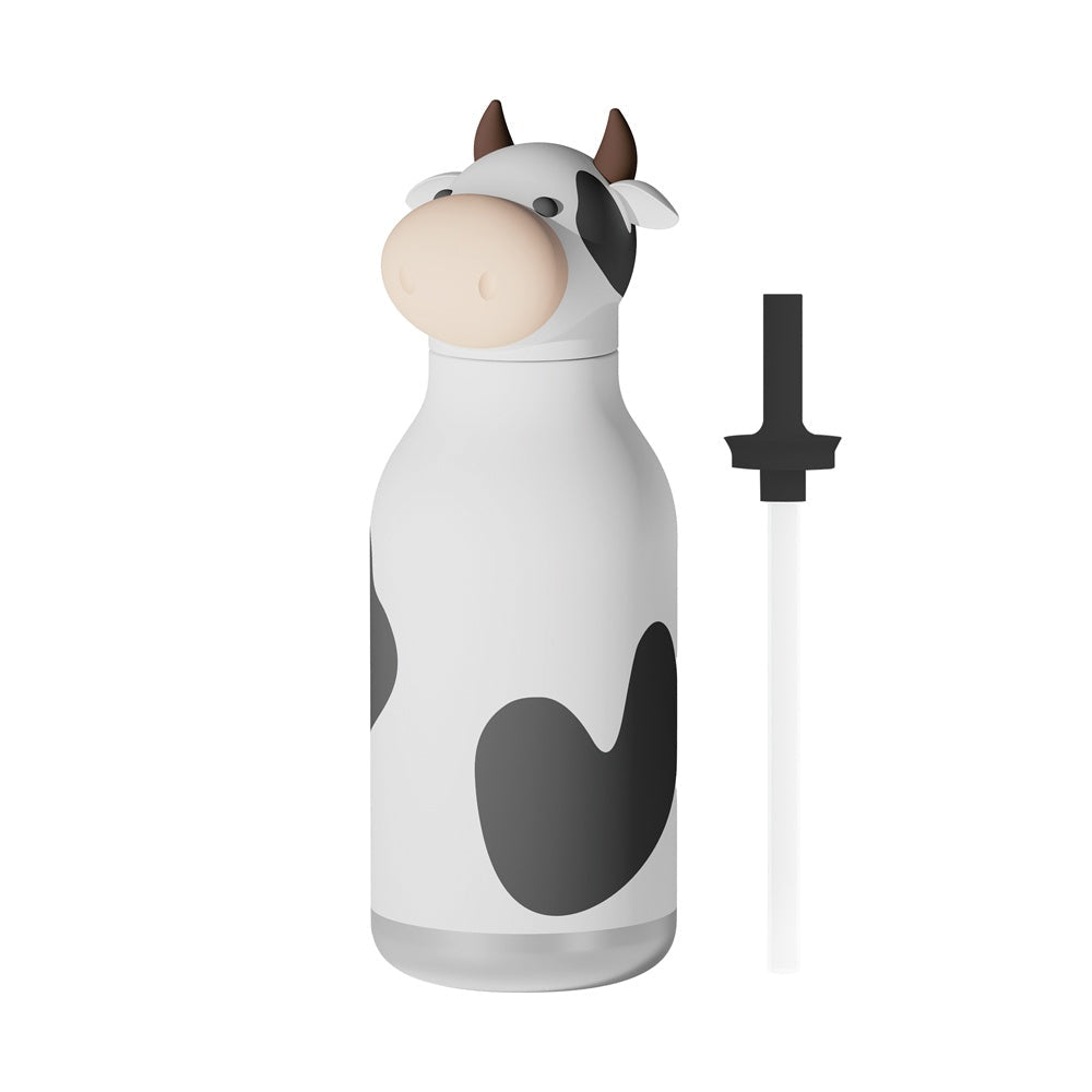 Asobu Bestie Thermosfles Koe - 470 ml op witte achtergrond, met rietje