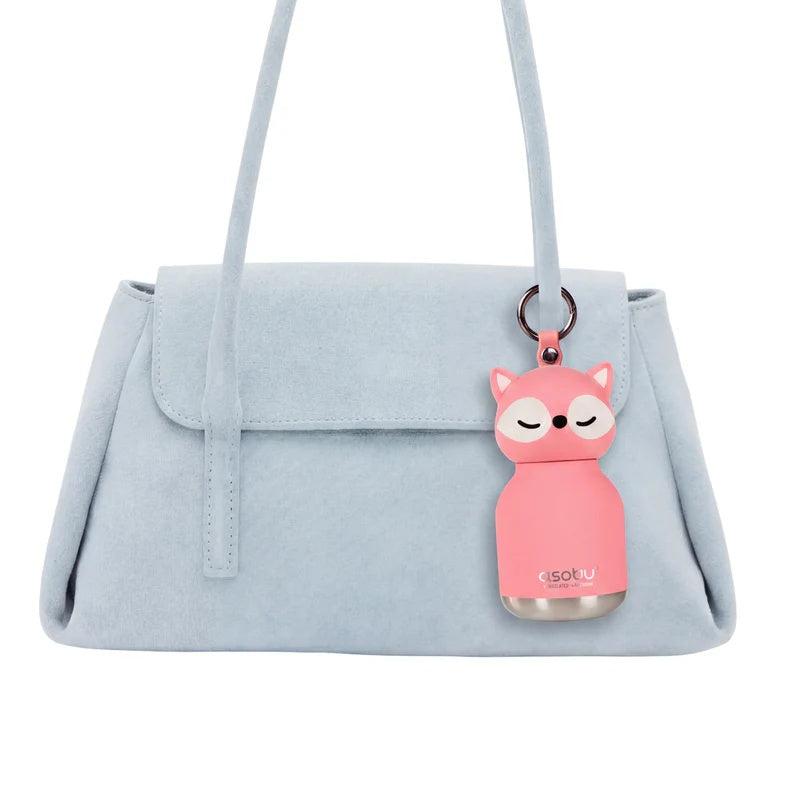 Asobu Mini Bestie Thermosfles Roze Vos als tasaccessoire aan een tas
