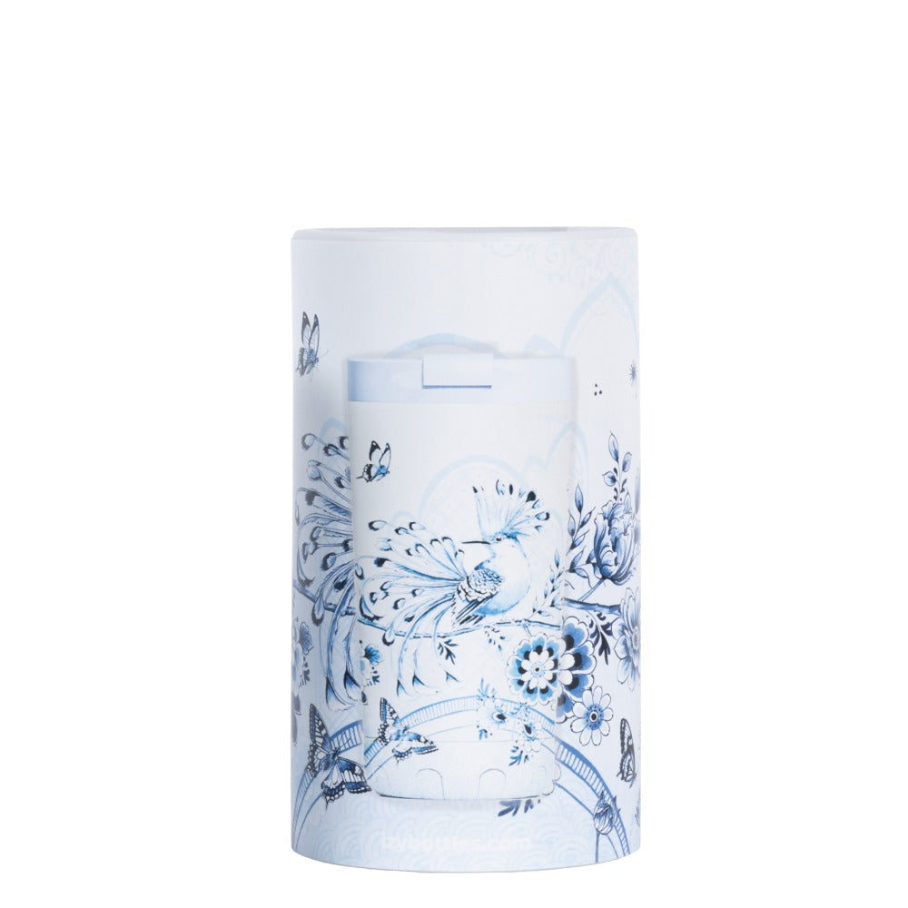 Verpakking van de IZY Thermosbeker Soft Azure met vogel- en bloemenprint