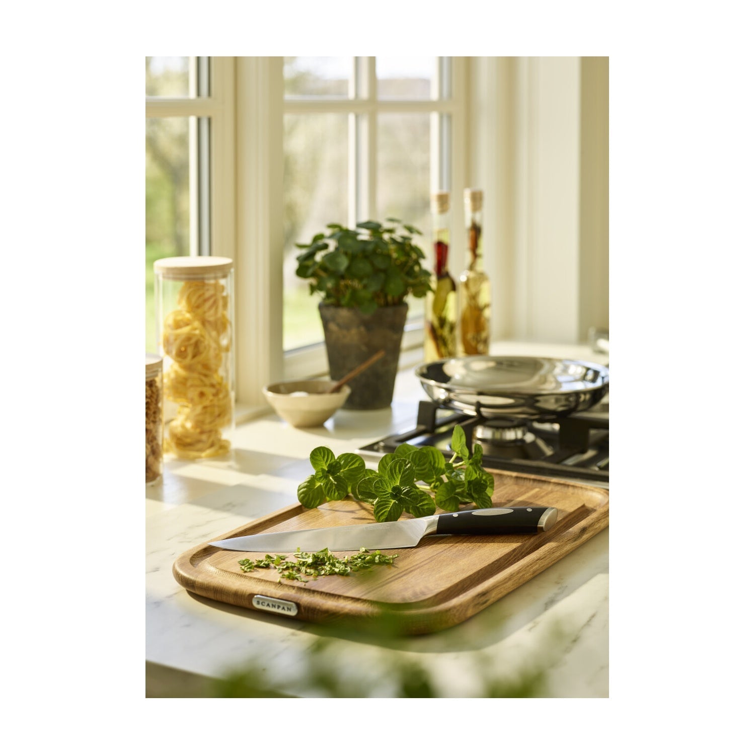Scanpan Classic Koksmes - 20 cm, detailfoto