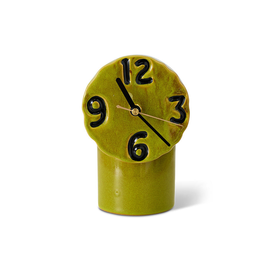 HKLiving 70's Klok - Olive op witte achtergrond