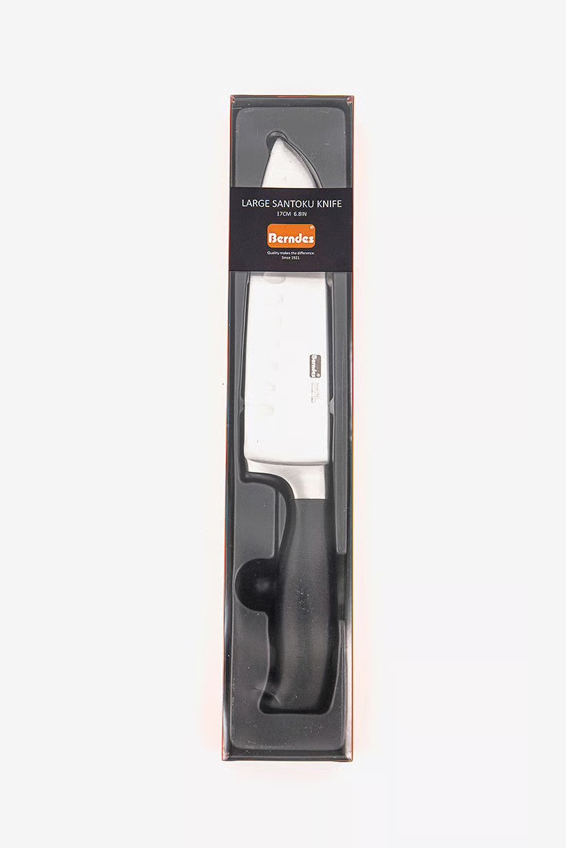 Santokumes in een doorzichtige verpakking met opdruk Large Santoku Knife