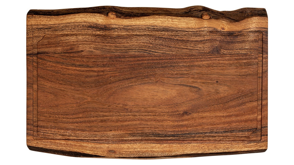 Forged Snijplank met Sapgeul - 55 x 35 cm op witte achtergrond