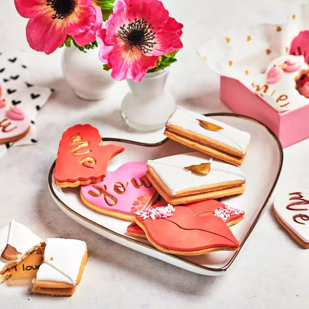 FunCakes Fondant Fire Red - 250 gram