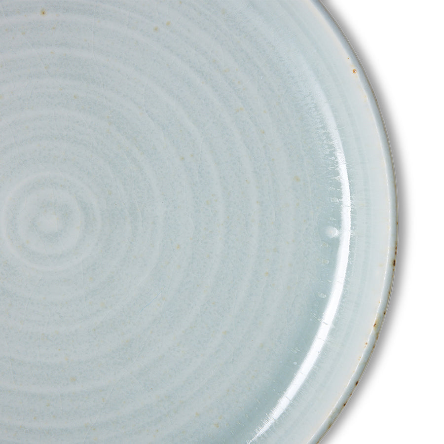 HKLiving Chefs Ceramics Dinerbord Soft Blue, close-up van de glazuurrand