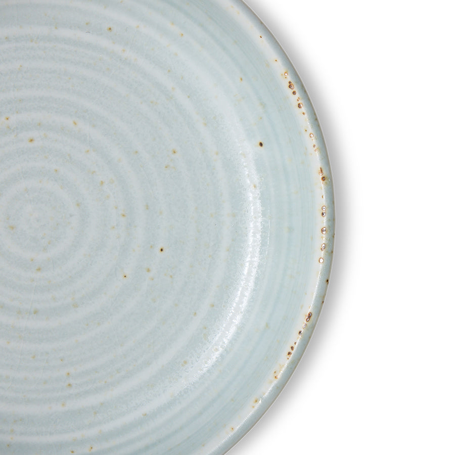 HKLiving Chefs Ceramics Diep bord Soft Blue, close-up van de glazuurrand