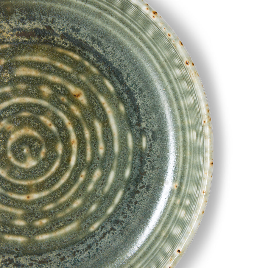 HKLiving Chefs Ceramics Diep bord L Rustic Green, close-up van de glazuurrand