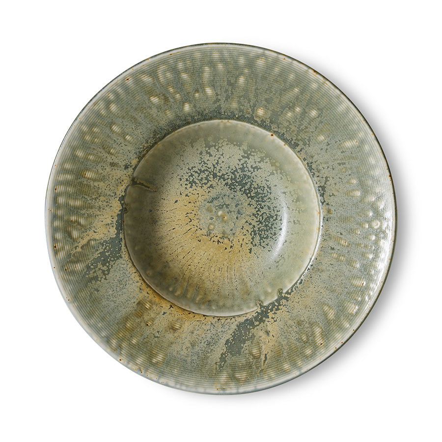 HKLiving Chefs Ceramics Pastabord Rustic Green, zijaanzicht met diepte zichtbaar