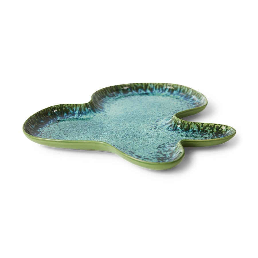 HKLiving Shell Bord Teal, schuin aanzicht van de schelpvorm