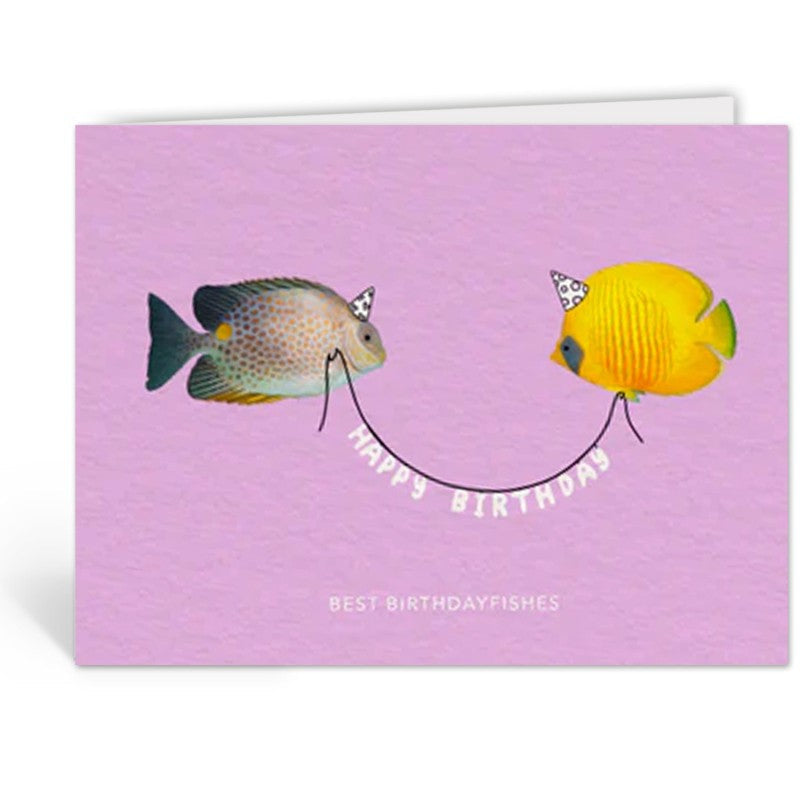 Rechtopstaande verjaardagskaart "Best Birthdayfishes" van Depre Design met twee vissen in feesthoedjes