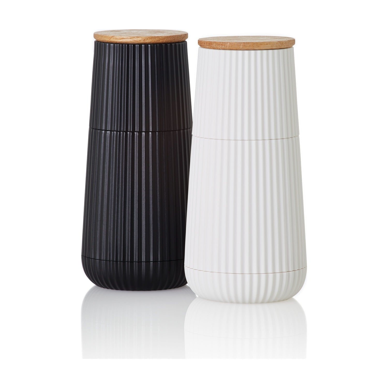 AdHoc Scape Peper- en Zoutmolen Zwart en Wit - 13 cm op witte achtergrond