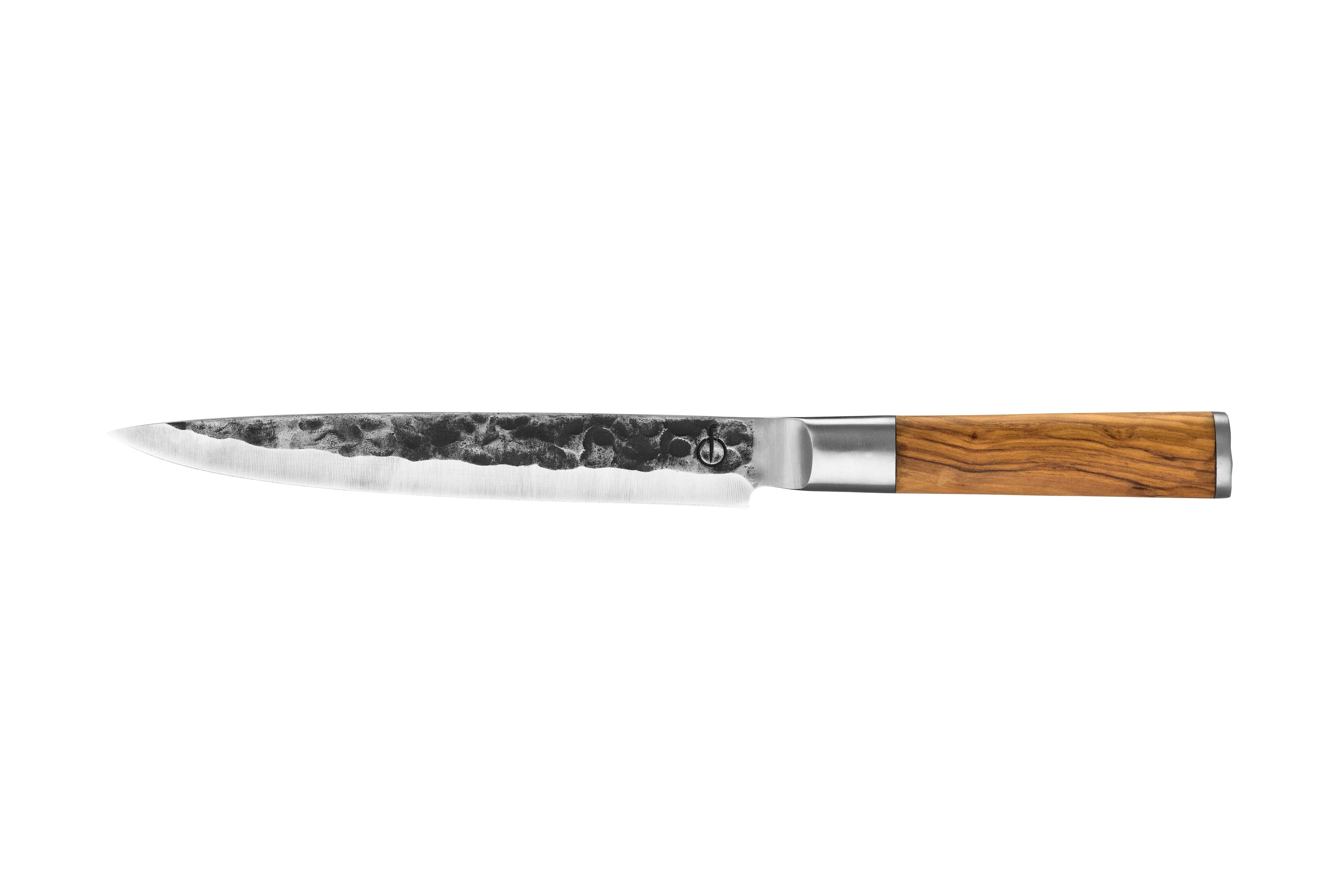 Forged Olive Vleesmes - 20 cm op witte achtergrond