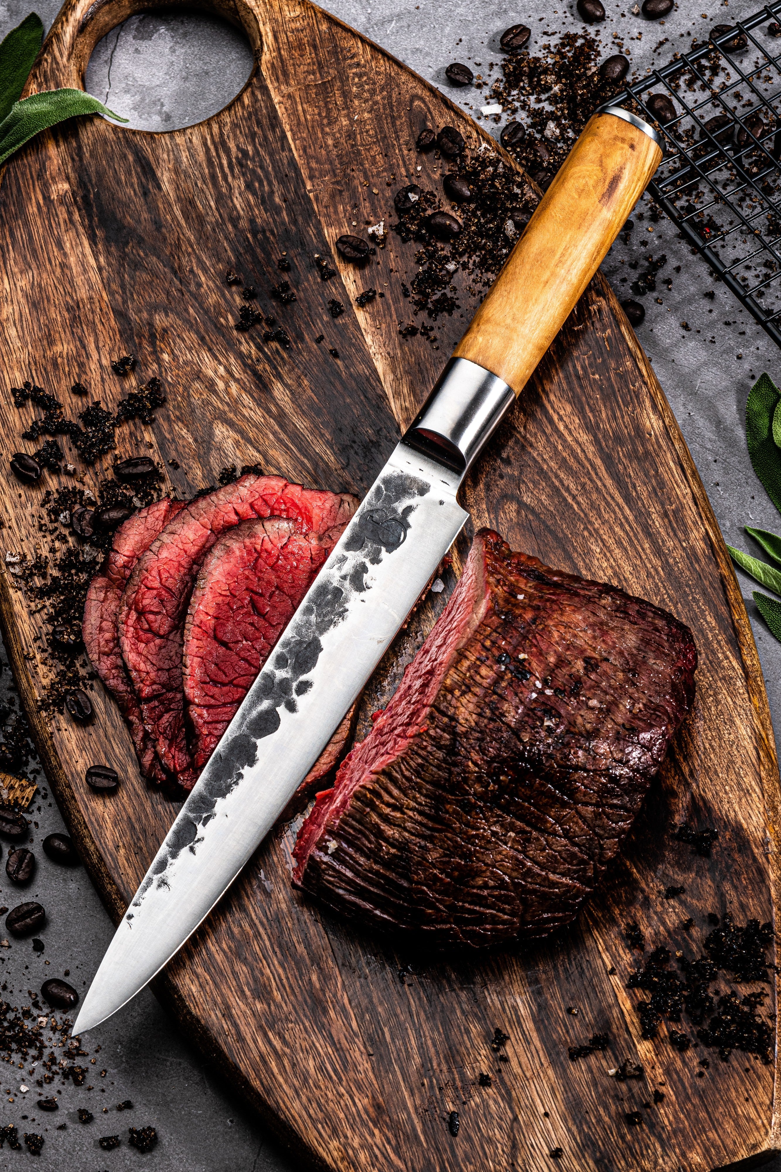 Forged Olive Vleesmes - 20 cm