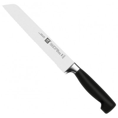 Zwilling Four Star Broodmes - 20 cm op witte achtergrond
