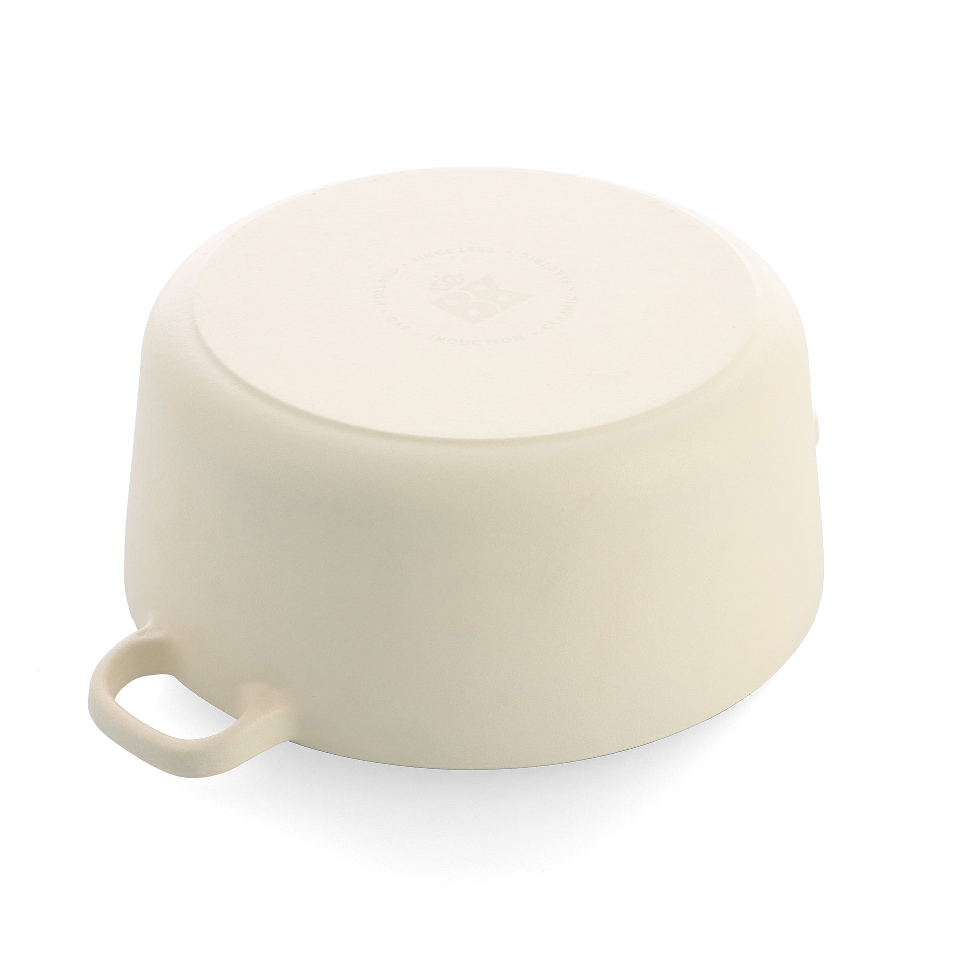 Bodem van de BK Bourgogne braadpan in Cream White met ingegoten BK-logo