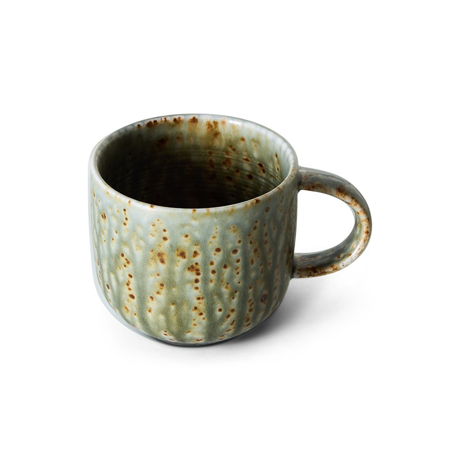 HKLiving Chef Ceramics mok Rustic Green schuin van boven, met zicht op de donkere binnenkant