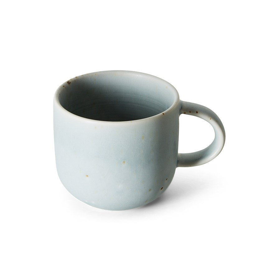 HKLiving Chef Ceramics mok Soft Blue schuin van boven, met zicht op de lichtblauwe binnenkant