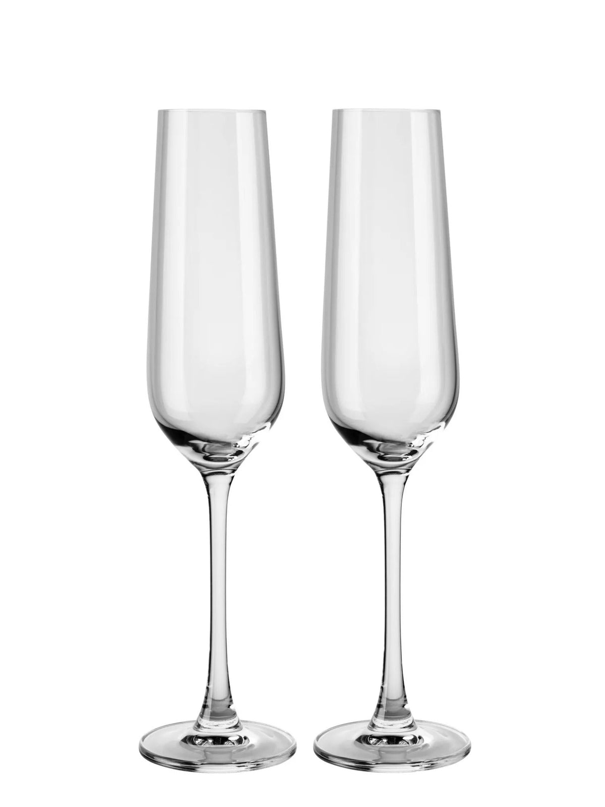 Twee champagneflûtes met smalle kelk op witte achtergrond
