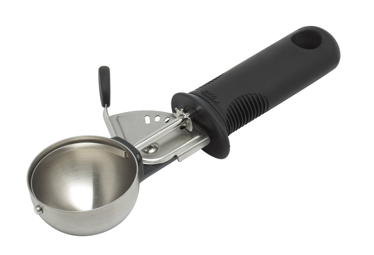 OXO Good Grips IJsschep op witte achtergrond