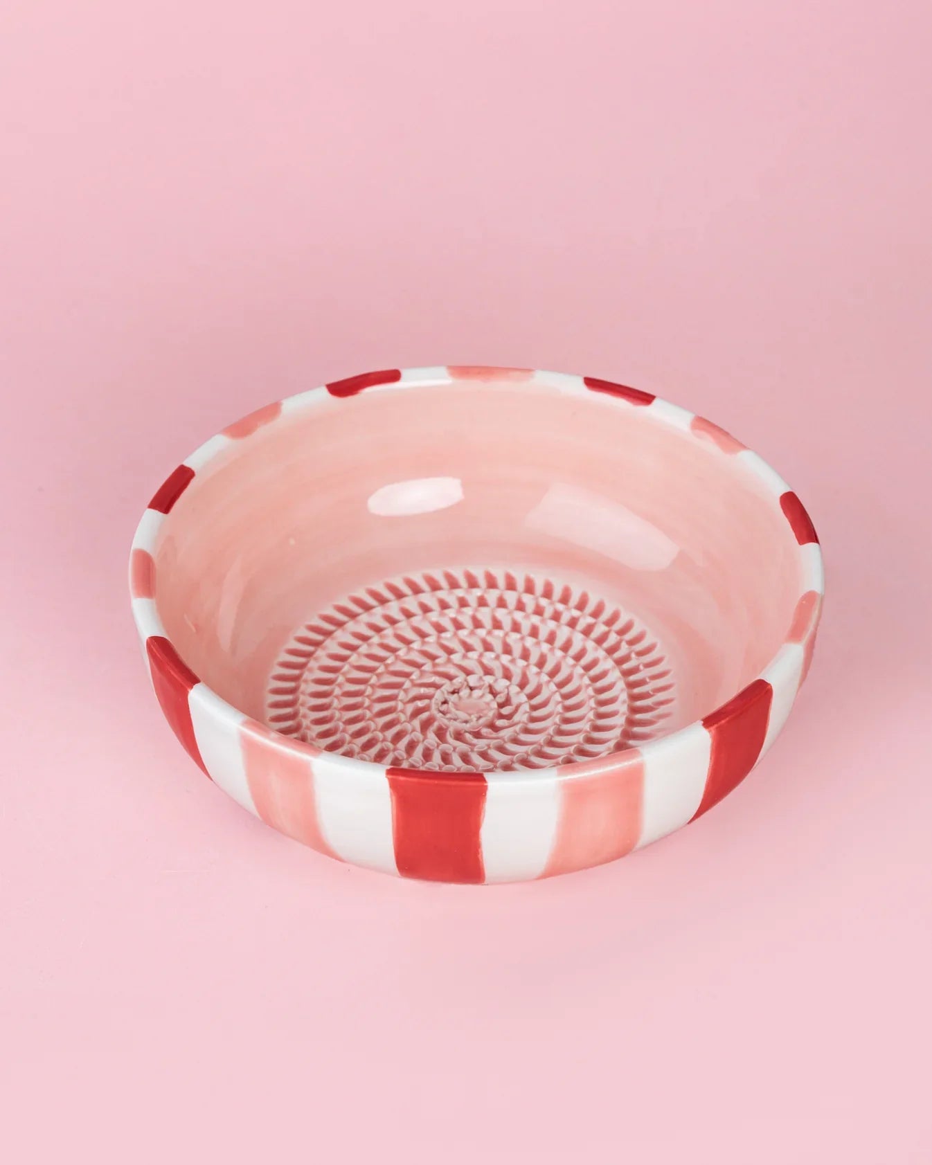 Tierra Cocida Keramisch Raspbord Sweetheart - Middel op roze achtergrond