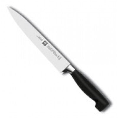 Zwilling Four Star Vleesmes - 16 cm op witte achtergrond