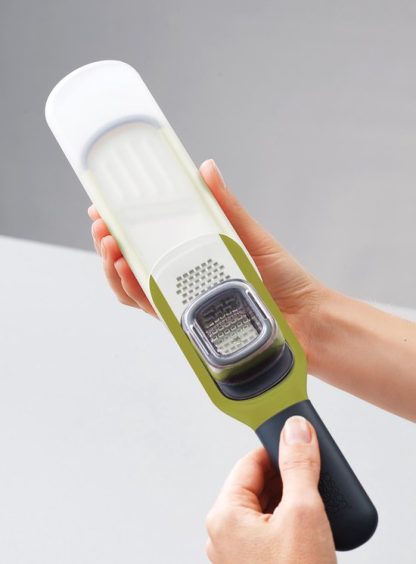 joseph-joseph-handrasp-2-in-1-groen-5