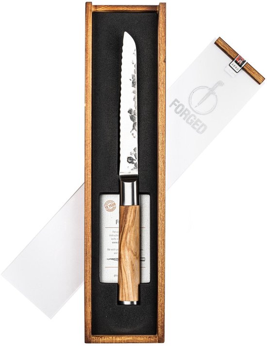 Forged Olive Universeel mes gekarteld – 14cm